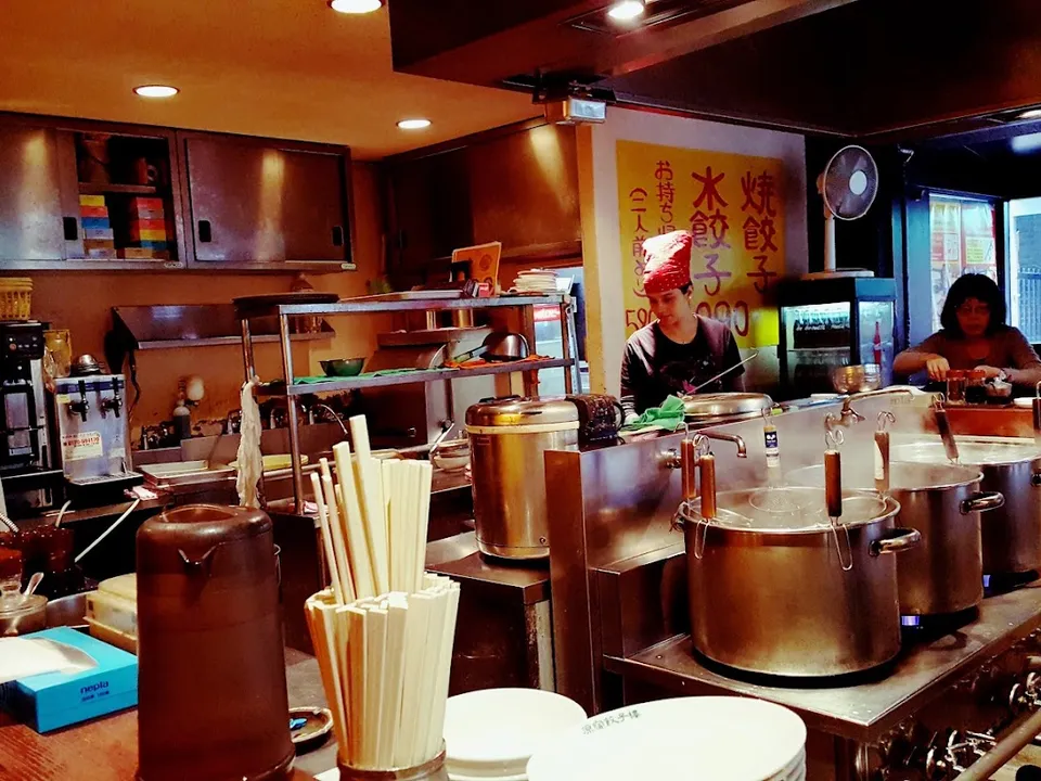 Budget Eats Under ¥1000 Across Japan